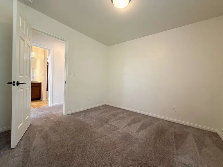 6356 Tomahawk Mill Ct — Photo 9