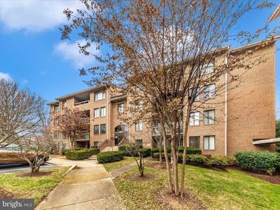 11409 Commonwealth Dr APT 202, Rockville, MD, 20852