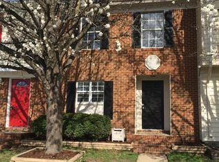 728 Huntly Dr, Chesapeake, VA 23320