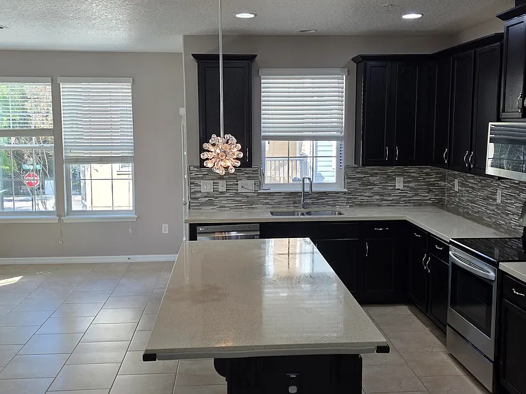 1062 Clifton Springs Ln — Photo 14