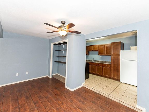 4th image of 5435 Little Creek St
