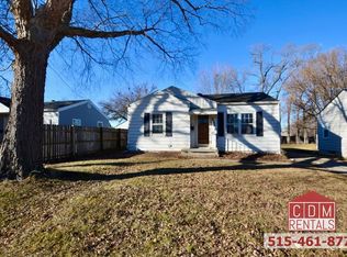 2618 57th St, Des Moines, IA 50310