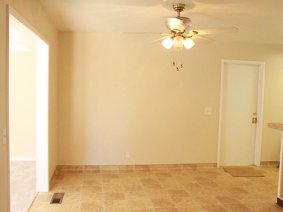 5th image of 5297 Leigh Ave