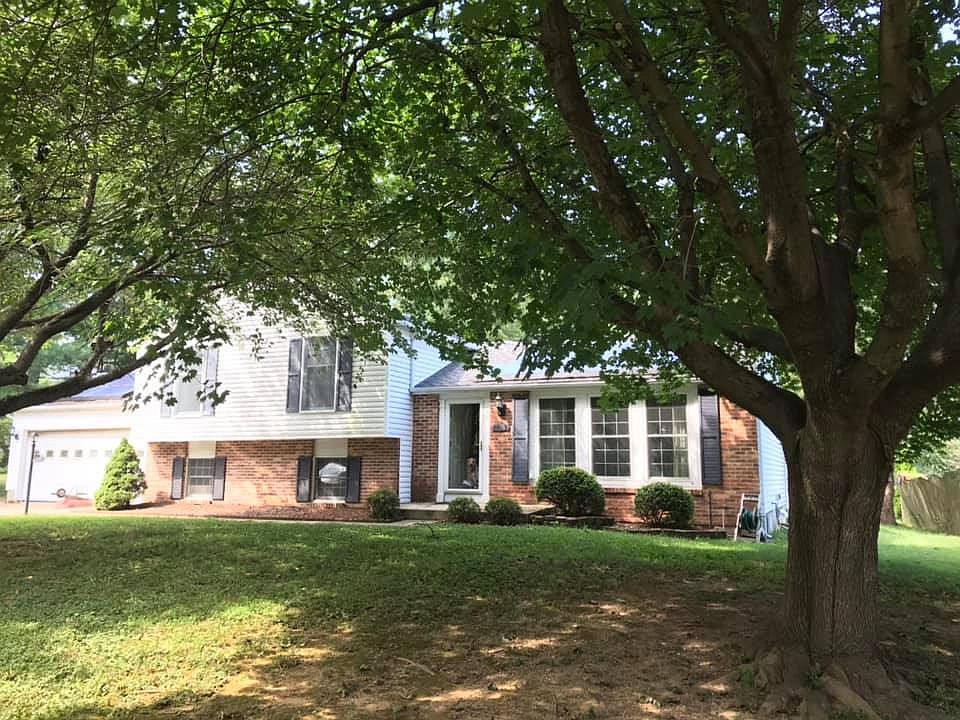1st image of 1403 Salisbury Ct