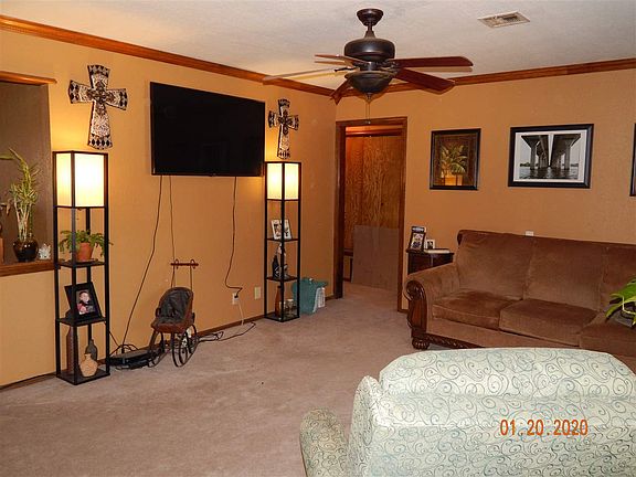 2nd image of 309 Parker Dr