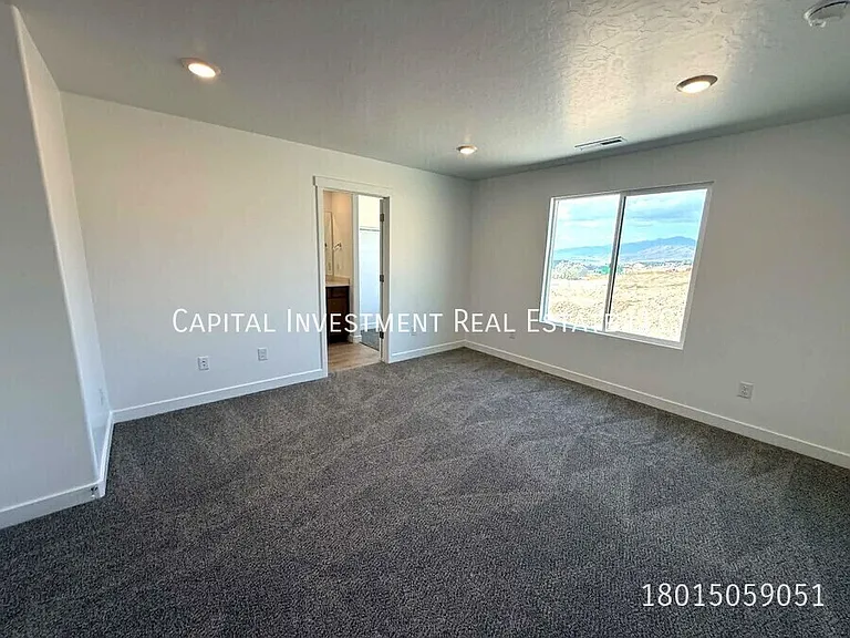 4347 N 325 E — Photo 6
