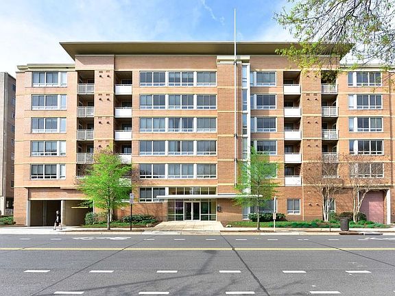 3rd image of 355 I St SW APT 109