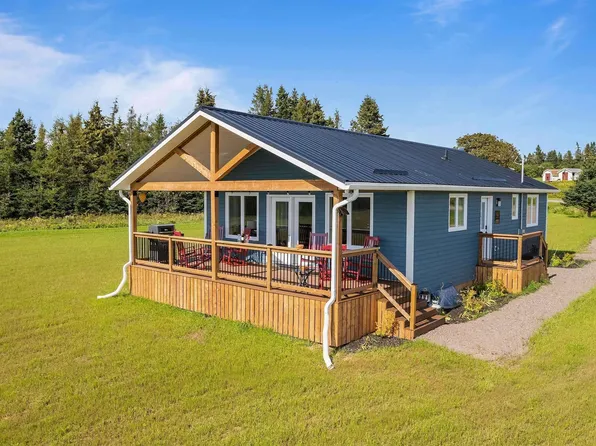 236 Blackett Rd, Saint George's Parish, PE C0A 2B0