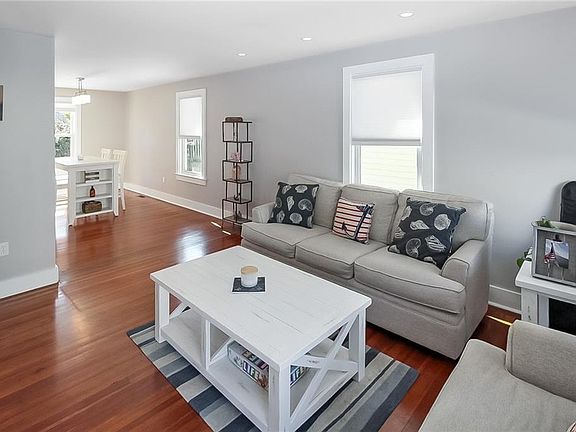 4th image of 1 Conrad Ct