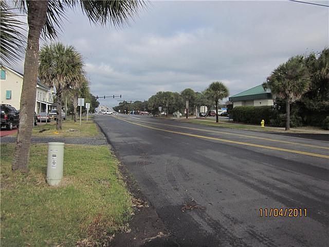 2nd image of 1400 Ocean Blvd #301