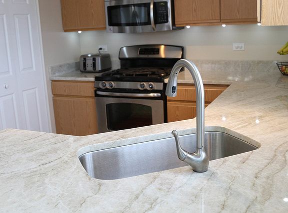 3rd image of 6203 Southridge Dr