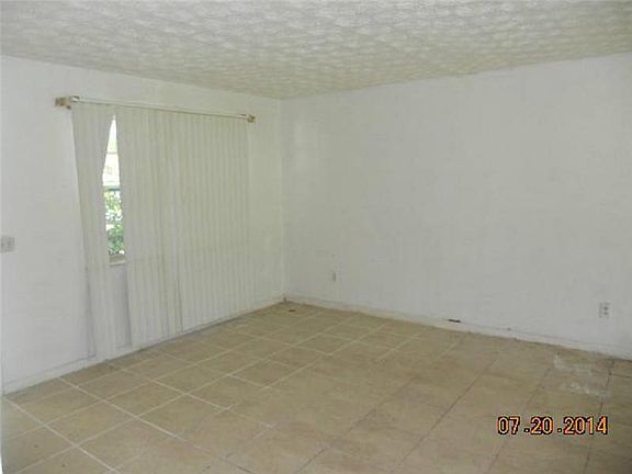 2nd image of 4056 46th Ln
