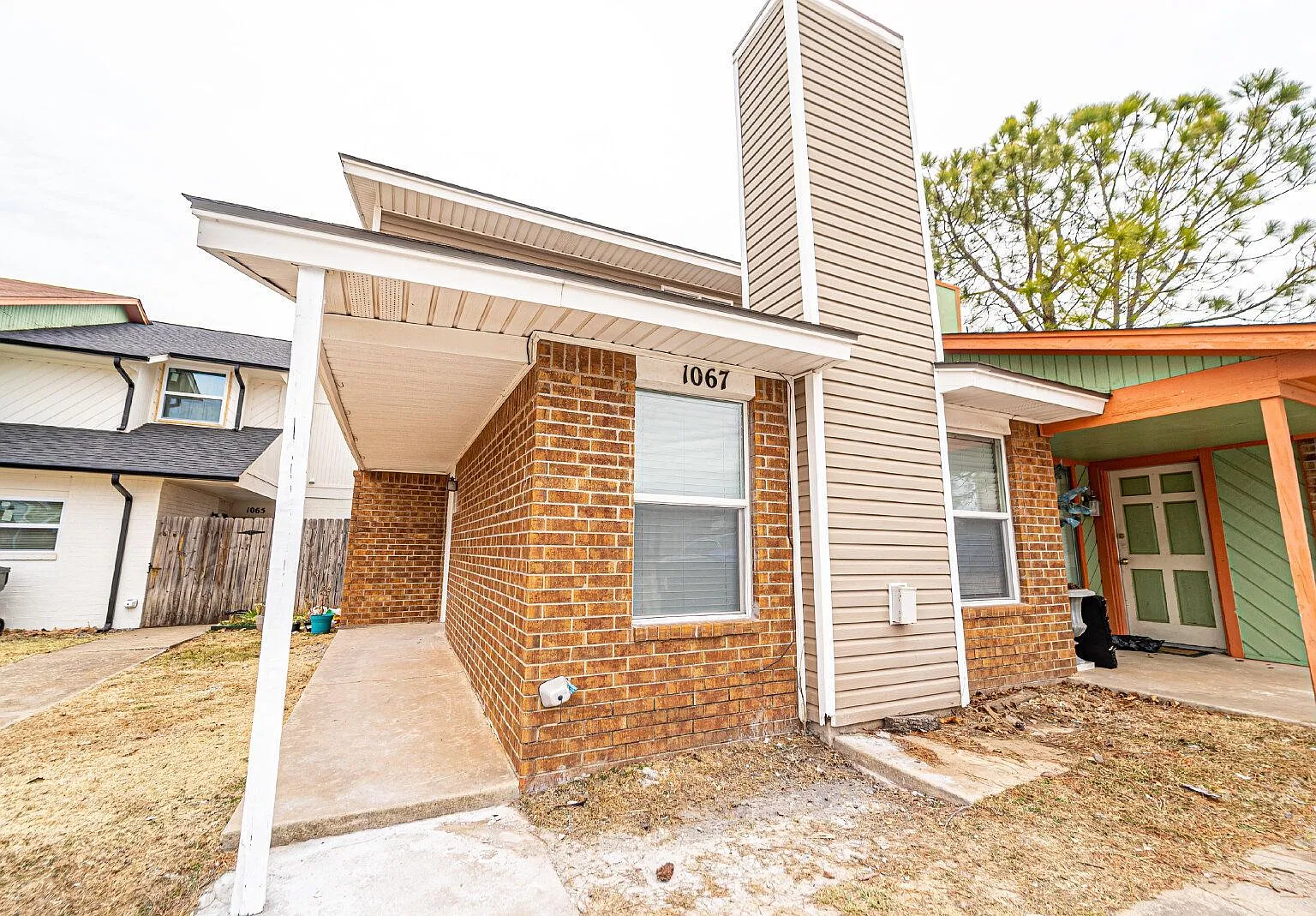 2 bed, 1.5 bath, 1188 sqft, $1,150 — Photo 2