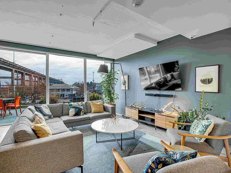 The Emery Apartments — Photo 15