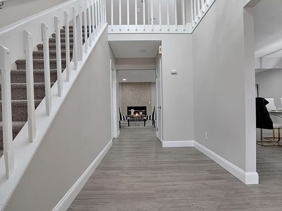 5th image of 1108 Lighthouse Ln #8DA