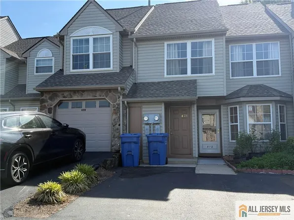 421 Draco Rd, Piscataway, NJ 08854
