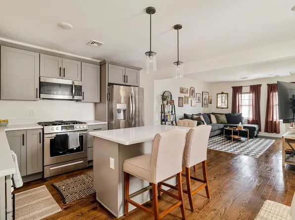 3 Conn St #3, Woburn, MA 01801