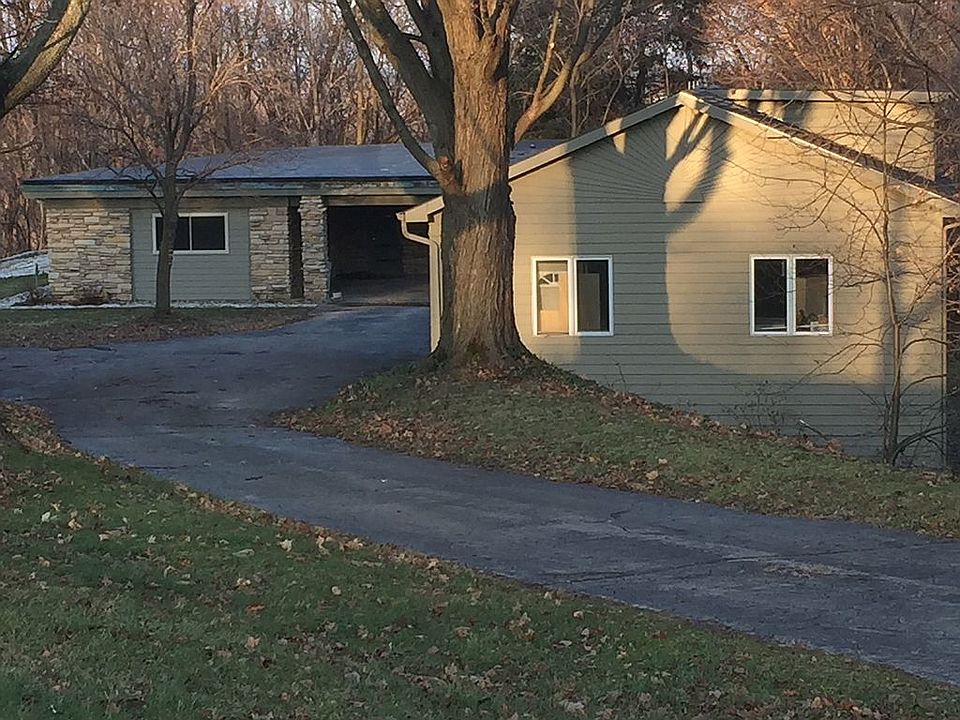 1st image of 16135 Chandler Blvd