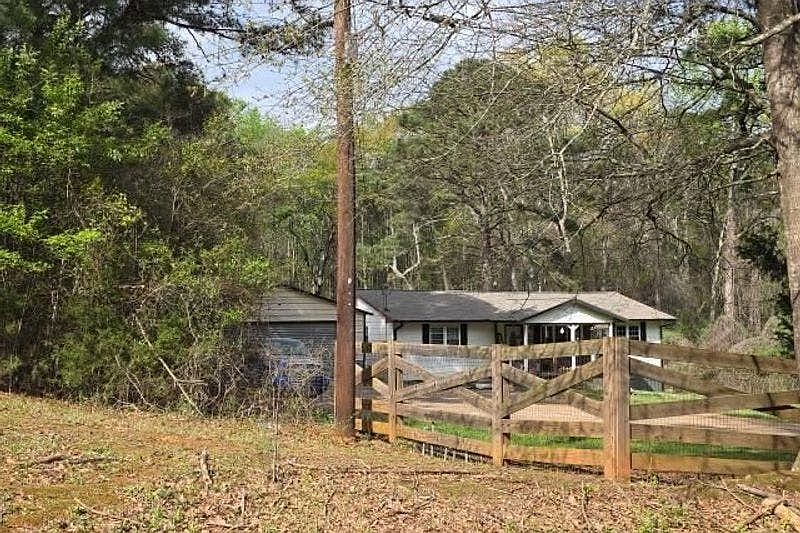 1st image of 71 Nail Mill Rd