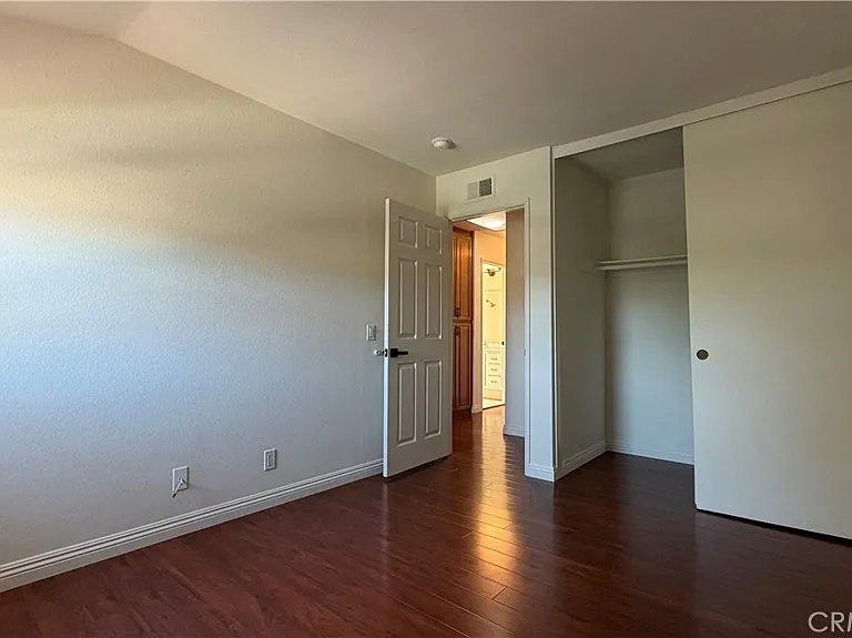 1637 Peacock Ln — Photo 25