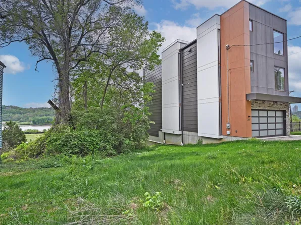 2831 Hoff Ave, Cincinnati, OH 45226