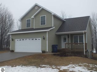 2130 Pine Valley Cir, Traverse City, MI 49684
