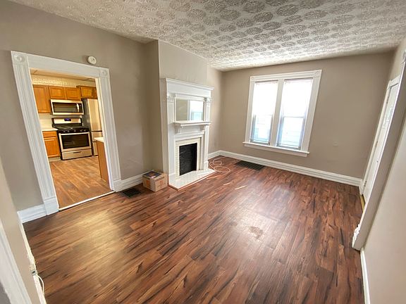2nd image of 52 W Norwich Ave