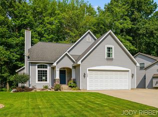7263 Tory Dr, Hudsonville, MI 49426