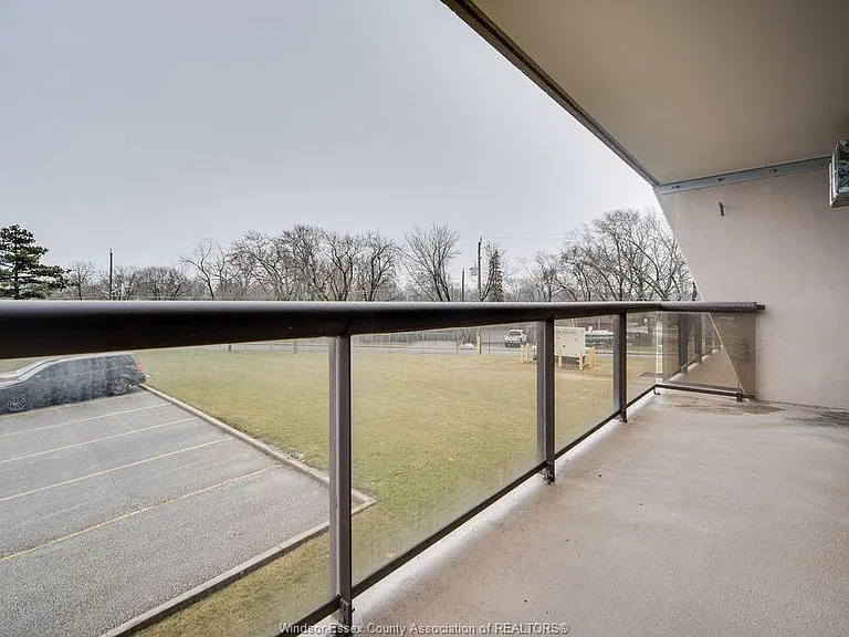 9099 Riverside Dr E #221 — Photo 14
