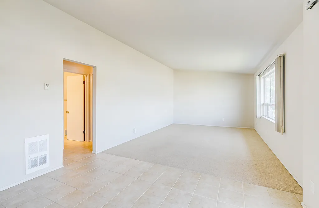 Mercer View Apartments — Photo 3