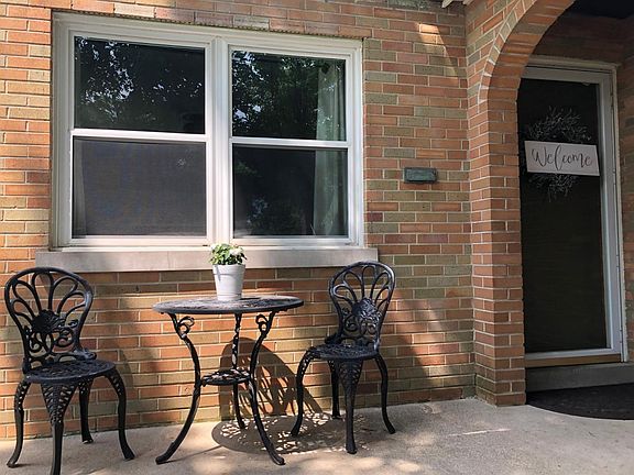 4th image of 234 Tebbs Ave