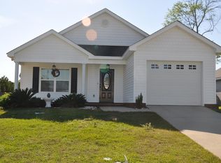 201 Jasmine Cir, Enterprise, AL 36330