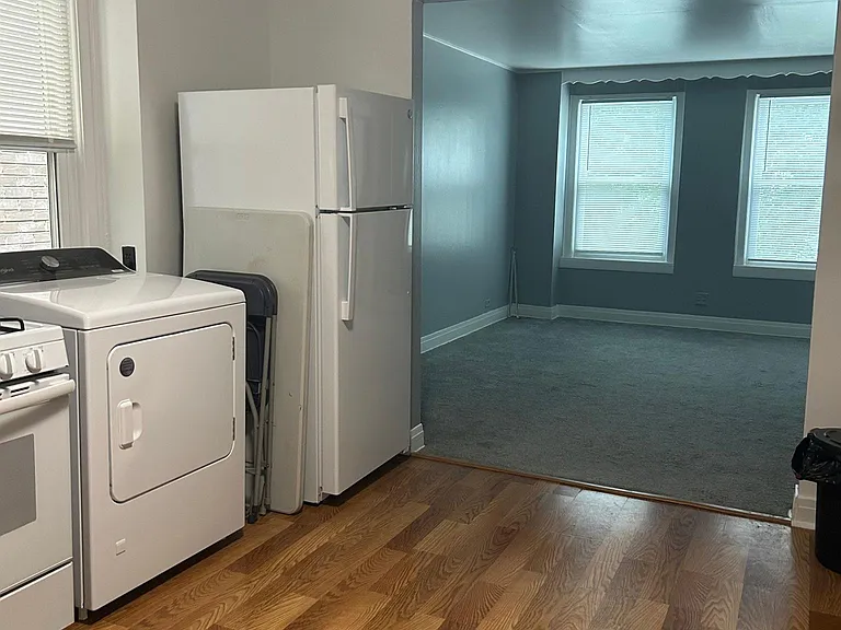 2813 S Lowe Ave #2 — Photo 7