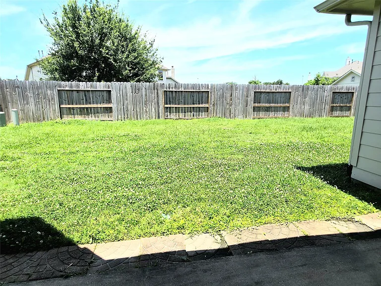 21002 White Oak Ridge Dr — Photo 18