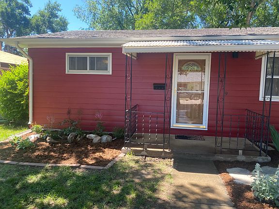 3rd image of 1429 Sharpe Pl