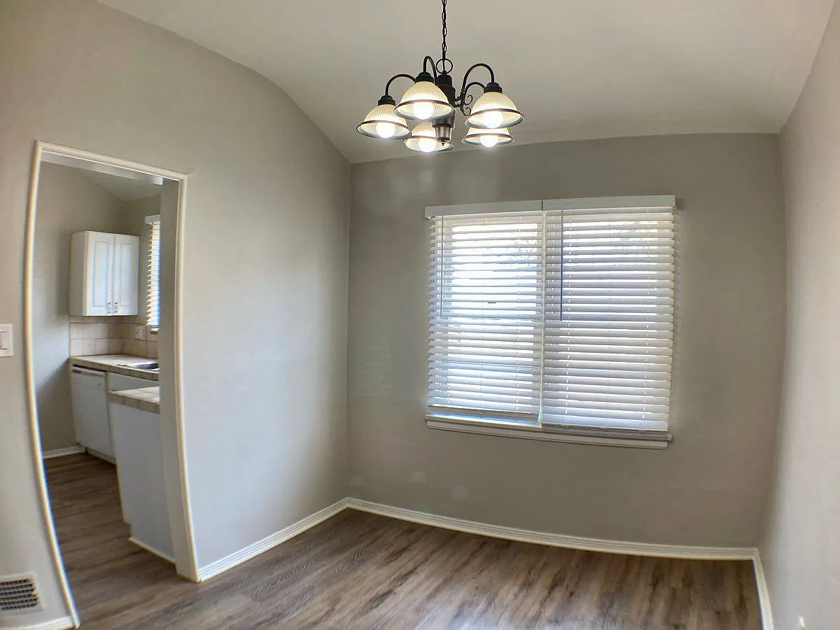 2 bed, $3,400 — Photo 4