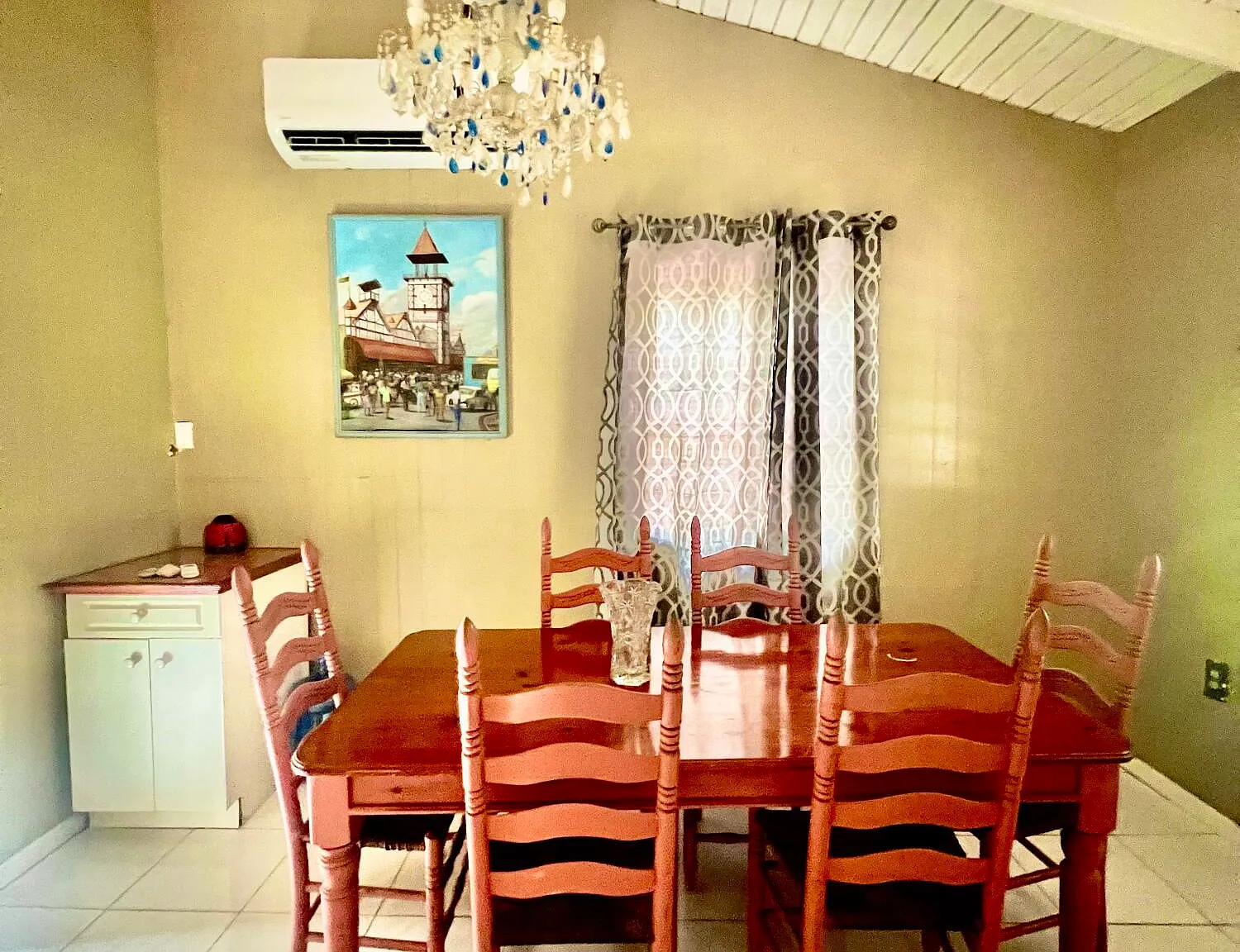 3 bed, $2,400 — Photo 4