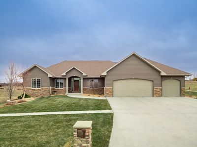 3208 Dover Dr, Norfolk, NE, 68701