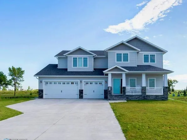 289 Redwood Dr, Mapleton, ND 58059
