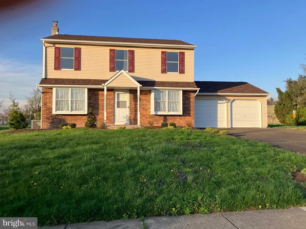 912 Herman Rd, Horsham, PA 19044