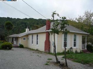 6019 Grassland Dr, Castro Valley, CA 94552