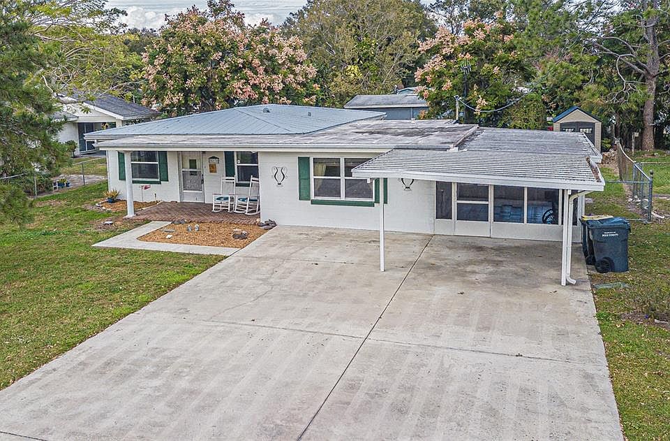 1st image of 513 Victoria Blvd