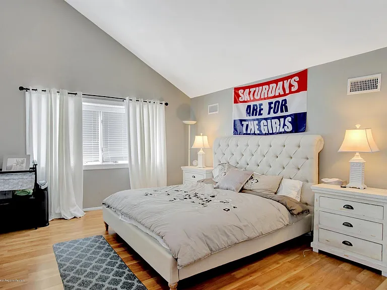 374 Aldo Dr — Photo 29