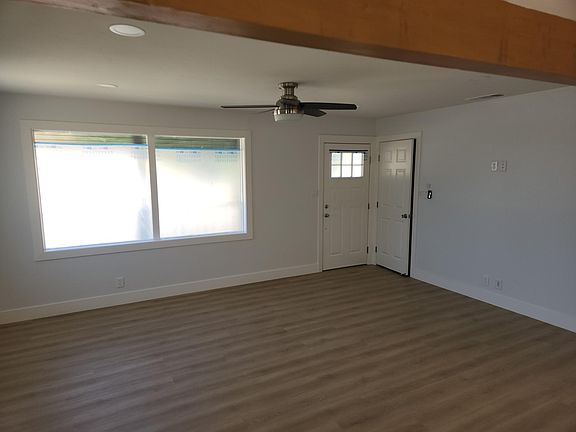 5th image of 630A Pecan St