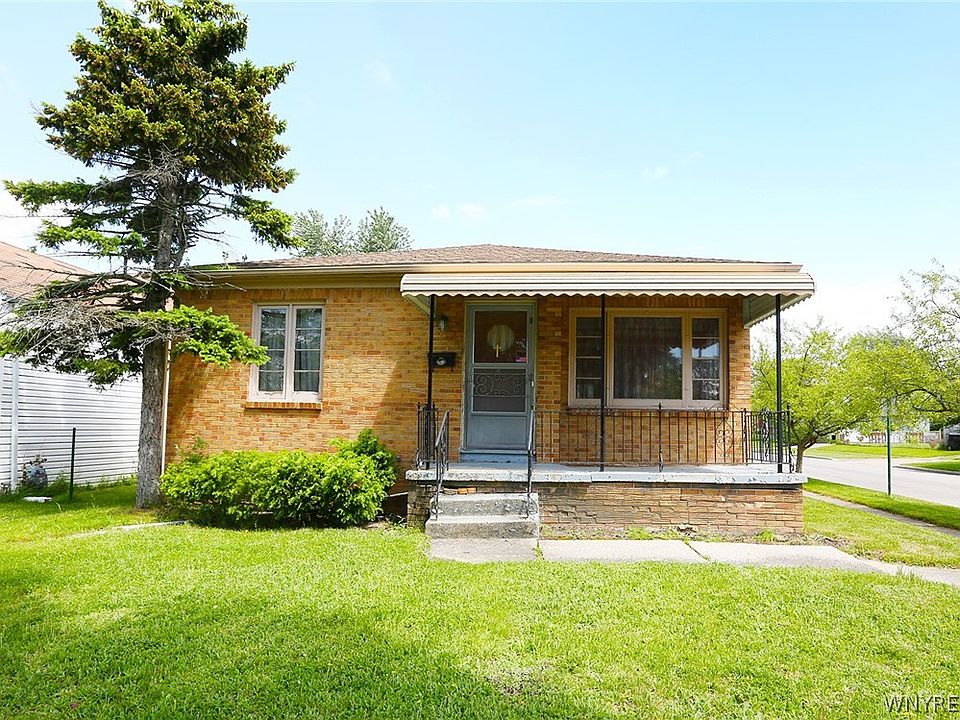 1st image of 163 Claremont Ave