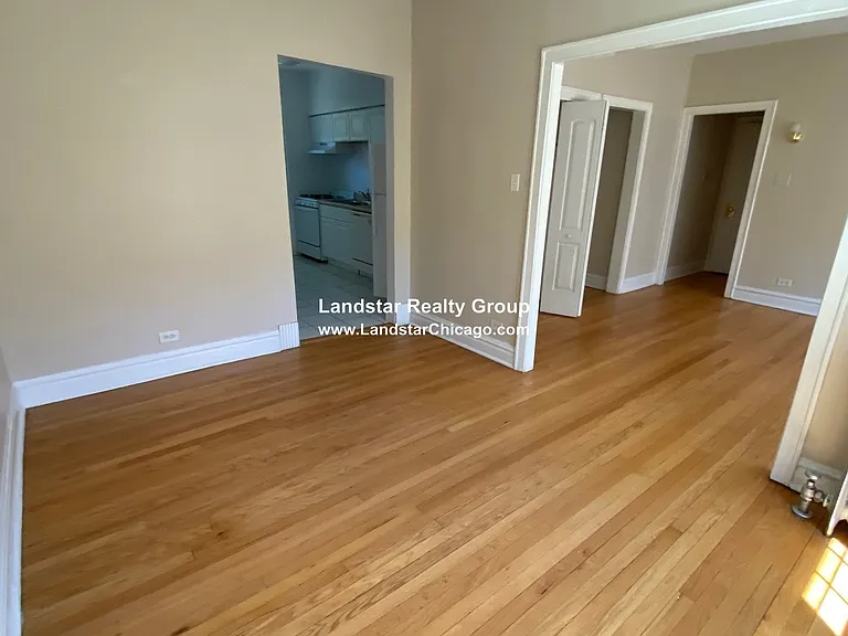 918 Reba Pl #2S — Photo 6