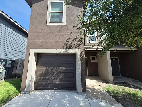 7026 Lakeview Dr #101 Photo 1 7026 Lakeview Dr #101 Photo 1