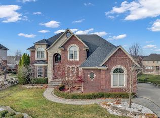 1444 Traceky, Rochester Hills, MI 48306