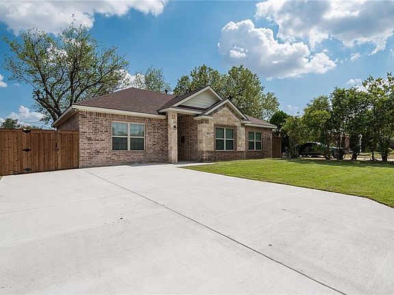 2nd image of 4528 Sherwood Dr