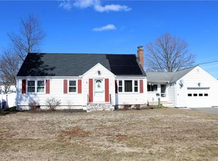 4 Rosewood Ln, Cromwell, CT 06416